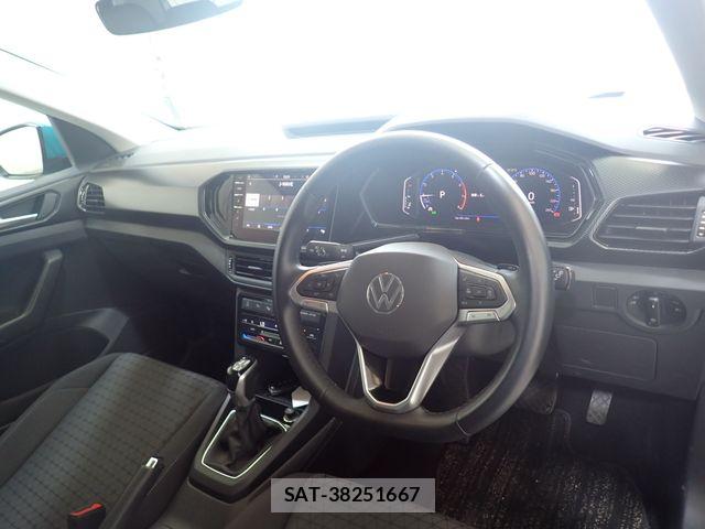 VolksWagen T-CROSS 2023-07 8318109-1
