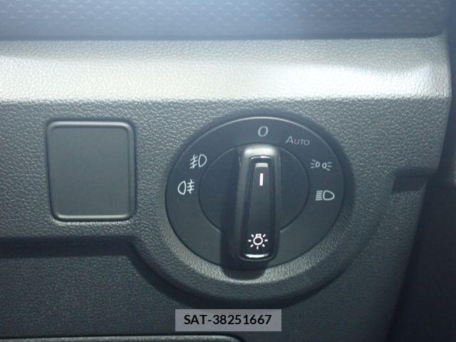 VolksWagen T-CROSS 2023-07 8318109-22