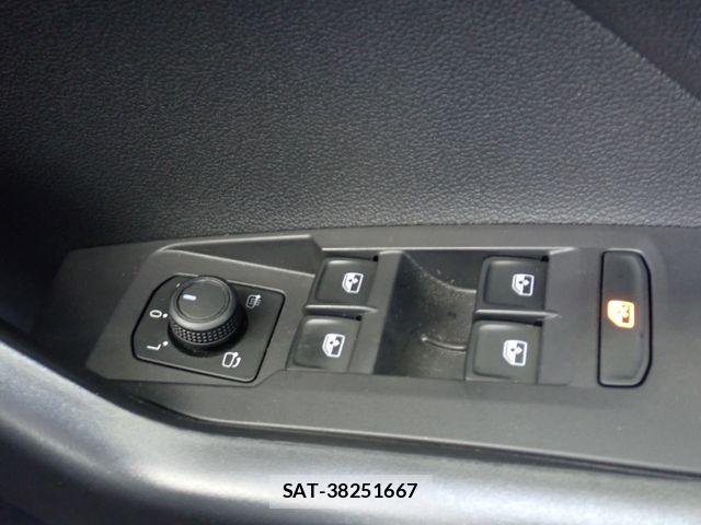 VolksWagen T-CROSS 2023-07 8318109-23