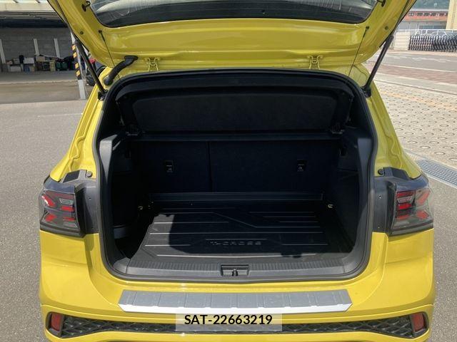 VolksWagen T-CROSS 2024-11 8318111-12