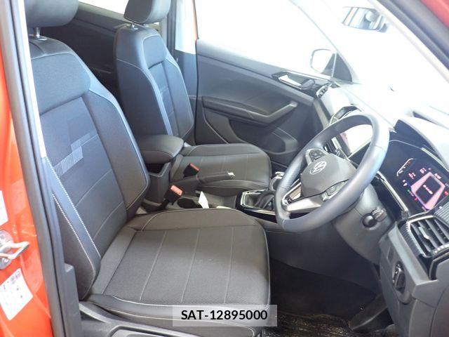 VolksWagen T-CROSS 2023-07 8318112-24