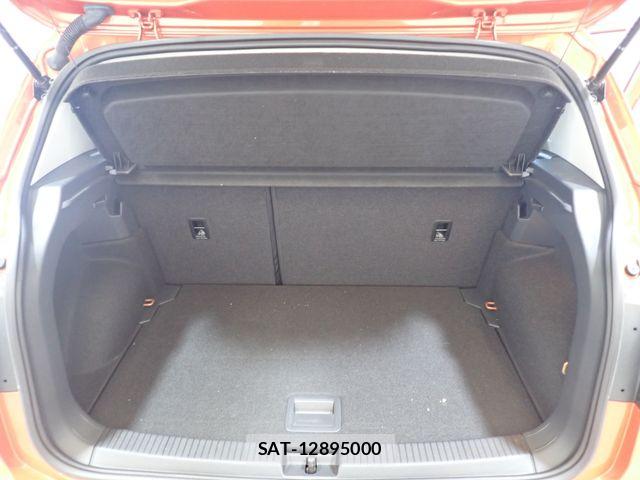 VolksWagen T-CROSS 2023-07 8318112-26