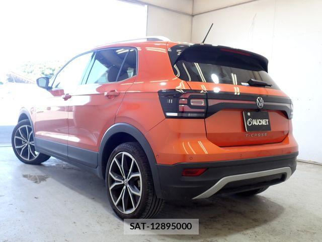 VolksWagen T-CROSS 2023-07 8318112-2
