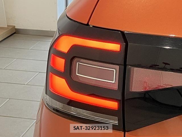 VolksWagen T-CROSS 2021-09 8318116-23
