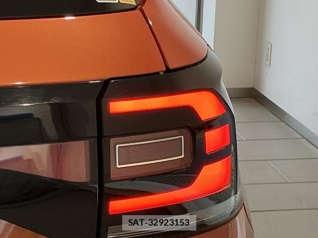 VolksWagen T-CROSS 2021-09 8318116-24