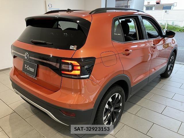 VolksWagen T-CROSS 2021-09 8318116-2