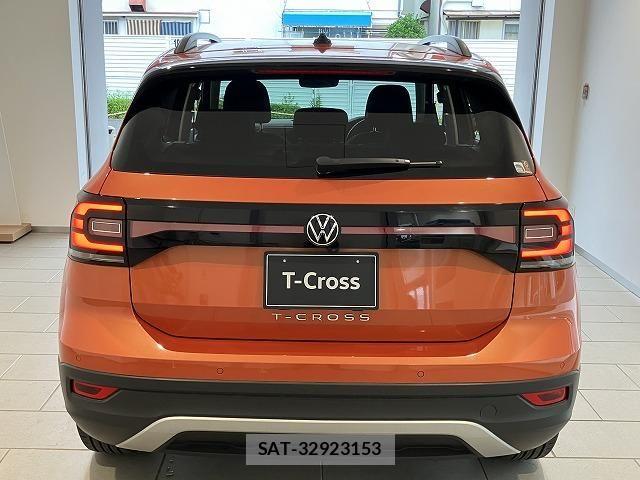 VolksWagen T-CROSS 2021-09 8318116-7