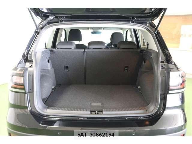 VolksWagen T-CROSS 2023-03 8338519-12