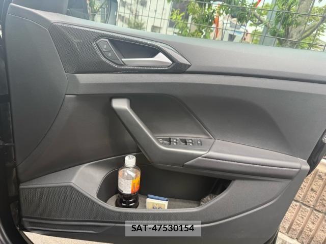 VolksWagen T-CROSS 2024-10 8438762-18