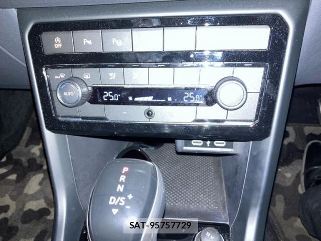 VolksWagen T-CROSS 2021-06 8564114-15
