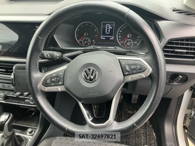 VolksWagen T-CROSS 2020-03 8686935-14
