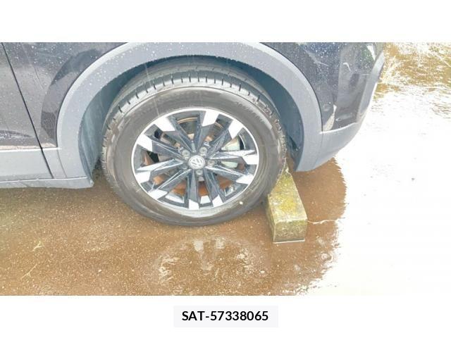VolksWagen T-CROSS 2020-02 8746885-19