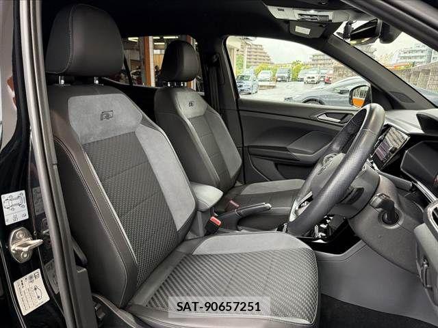 VolksWagen T-CROSS 2021-09 8746886-15