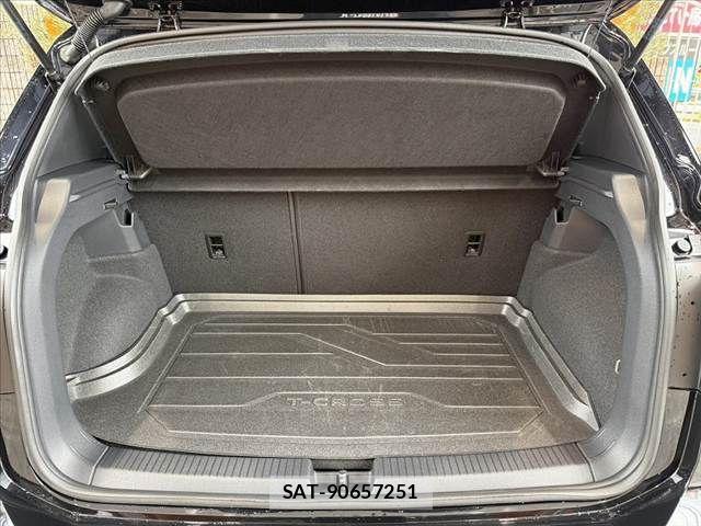 VolksWagen T-CROSS 2021-09 8746886-19