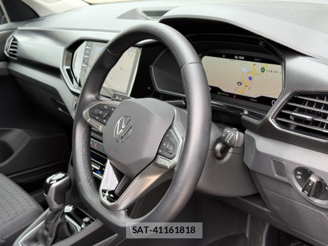 VolksWagen T-CROSS 2023-03 8832522-11