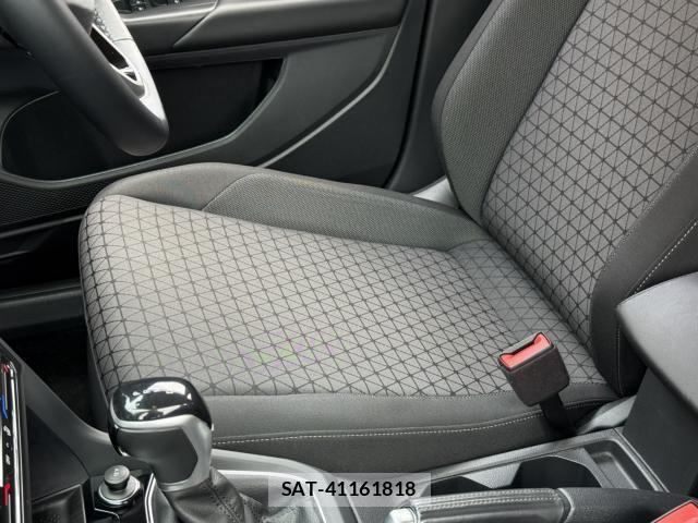 VolksWagen T-CROSS 2023-03 8832522-28