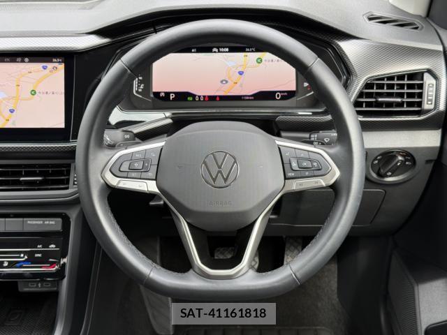 VolksWagen T-CROSS 2023-03 8832522-4