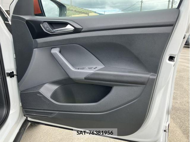 VolksWagen T-CROSS 2021-04 8832523-11
