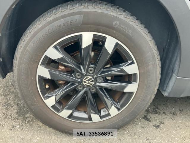 VolksWagen T-CROSS 2022-09 8872407-6