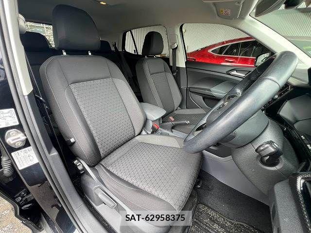 VolksWagen T-CROSS 2020-03 8872410-10