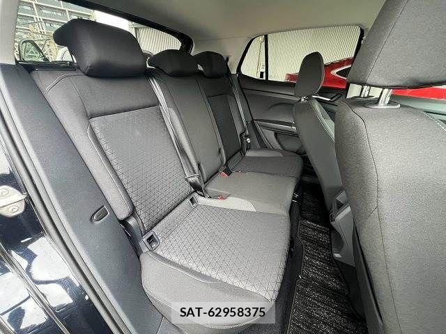 VolksWagen T-CROSS 2020-03 8872410-11