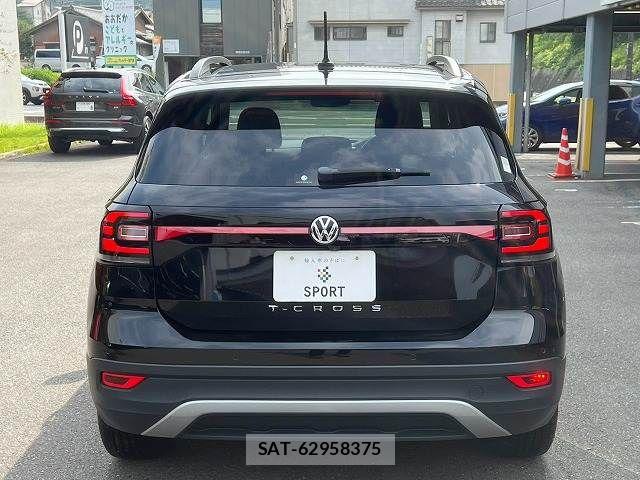 VolksWagen T-CROSS 2020-03 8872410-15