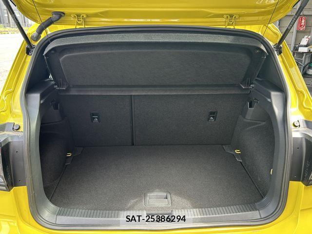 VolksWagen T-CROSS 2025-04 8882996-17