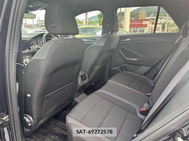 VolksWagen T-ROC 2020-09 1191707-11