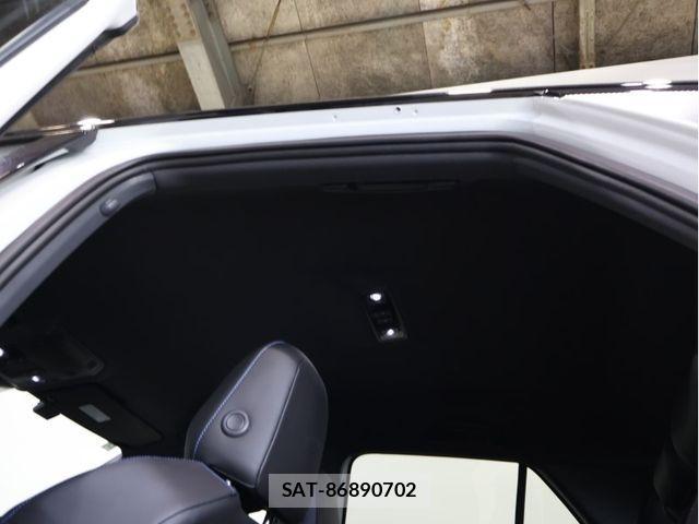VolksWagen T-ROC 2024-12 1276702-13