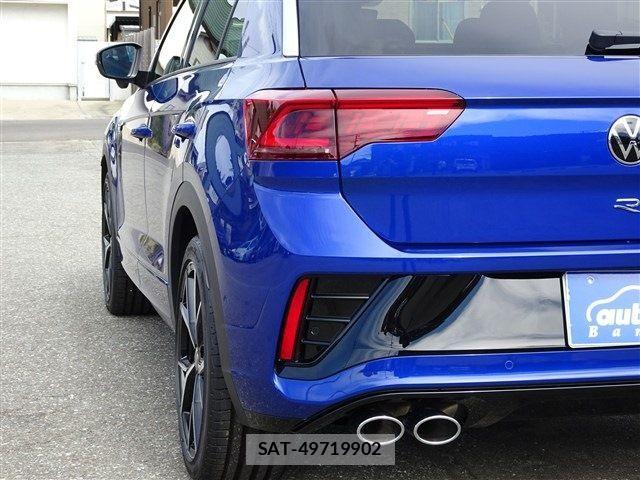 VolksWagen T-ROC 2024-03 1339020-11