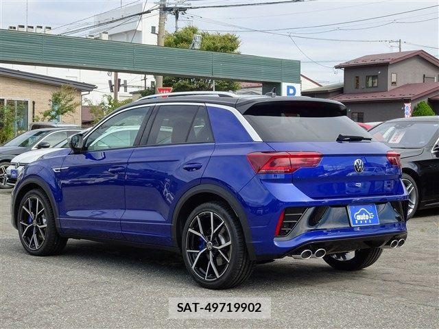 VolksWagen T-ROC 2024-03 1339020-2