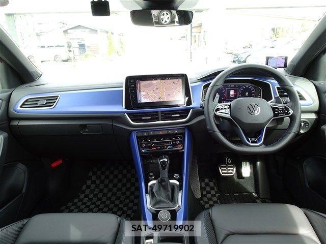 VolksWagen T-ROC 2024-03 1339020-29