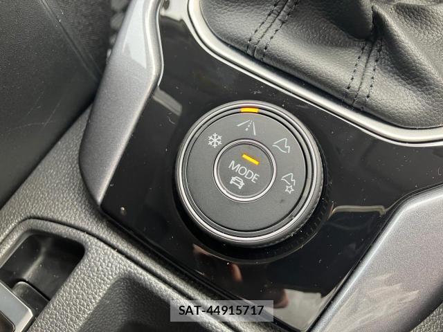 VolksWagen T-ROC 2025-03 1476860-18