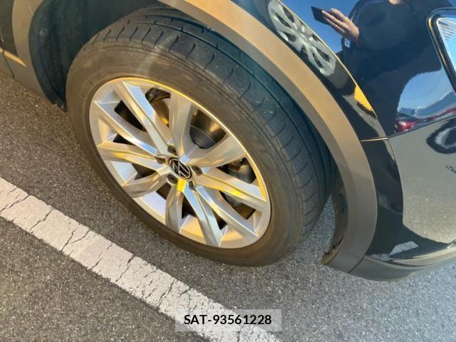 VolksWagen T-ROC 2021-08 3391539-13