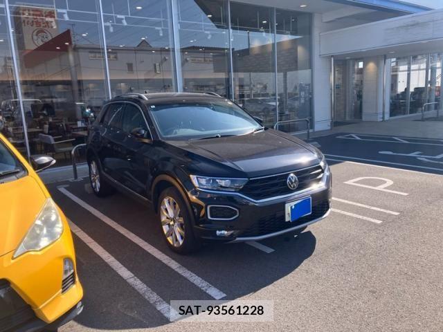 VolksWagen T-ROC 2021-08 3391539-1