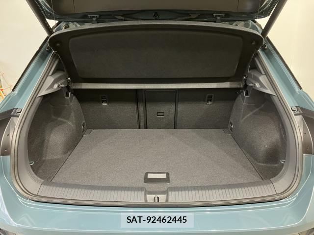 VolksWagen T-ROC 2024-04 3911340-11