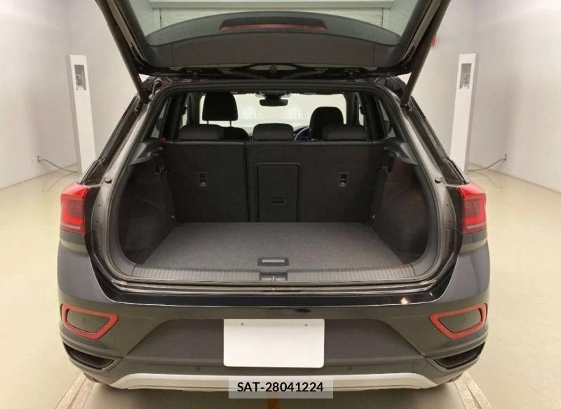 VolksWagen T-ROC 2024-04 4292560-6