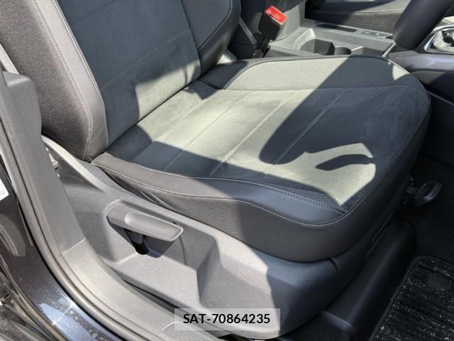 VolksWagen T-ROC 2023-03 5882894-11