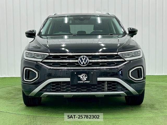 VolksWagen T-ROC 2023-06 6221250-11
