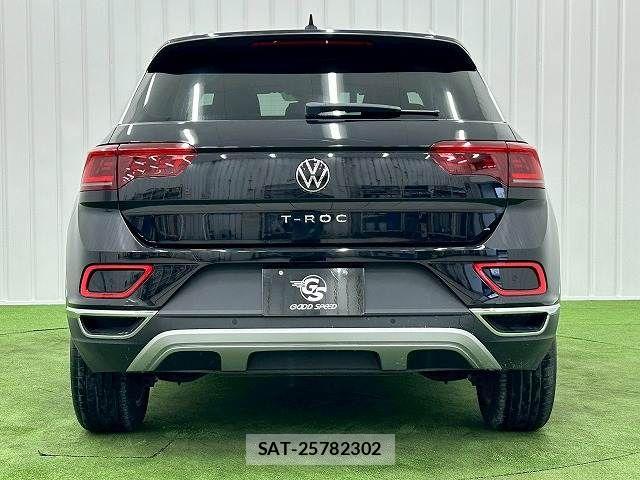 VolksWagen T-ROC 2023-06 6221250-12