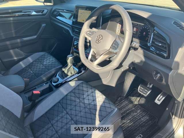 VolksWagen T-ROC 2025-09 6248419-11