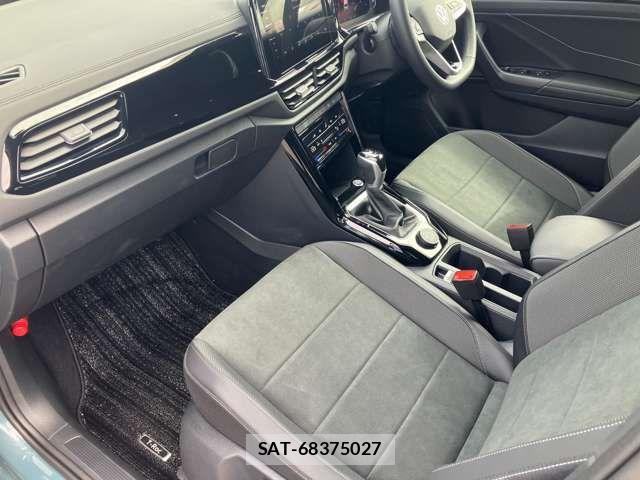 VolksWagen T-ROC 2025-09 6504910-14