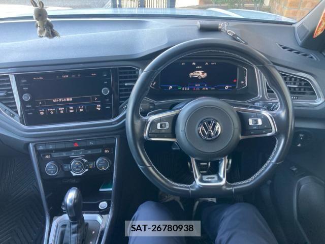 VolksWagen T-ROC 2020-09 6642880-17