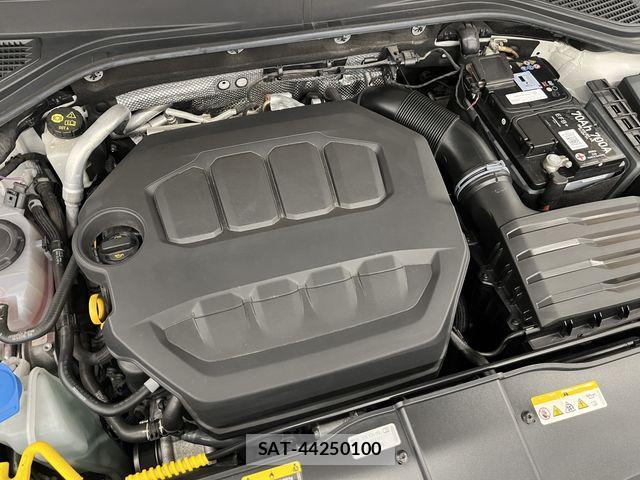 VolksWagen T-ROC 2022-09 6674161-11