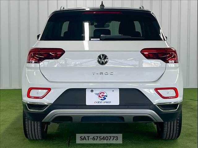 VolksWagen T-ROC 2023-09 6674162-13