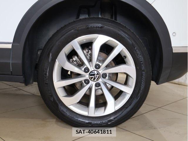 VolksWagen T-ROC 2024-05 6678798-14