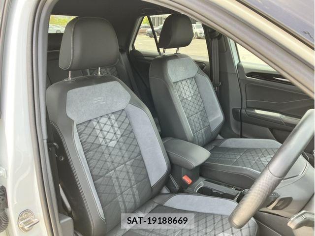 VolksWagen T-ROC 2025-09 6818044-12