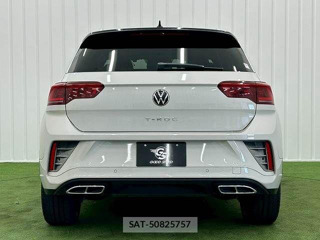 VolksWagen T-ROC 2022-09 6818045-12