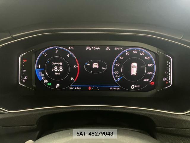 VolksWagen T-ROC 2021-05 6915436-14