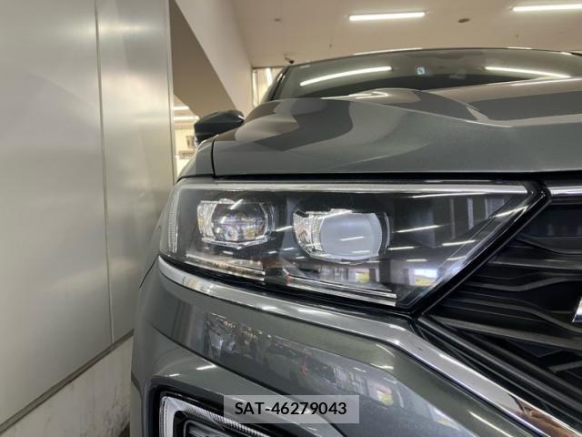 VolksWagen T-ROC 2021-05 6915436-25
